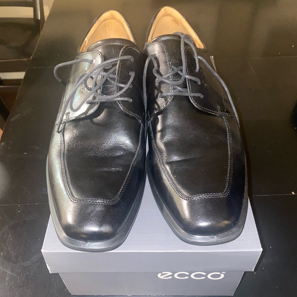ECCO Cairo Cap Toe Genuine Leather Dress Shoes
